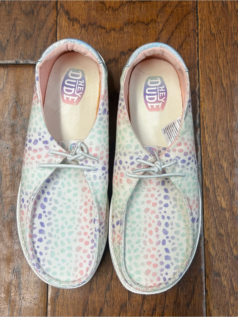 HEYDUDE Youth Wendy Iridescent‎ Leo shoes